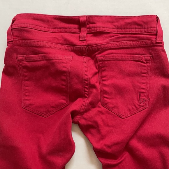BEBE red skinny jeans - Picture 2 of 5